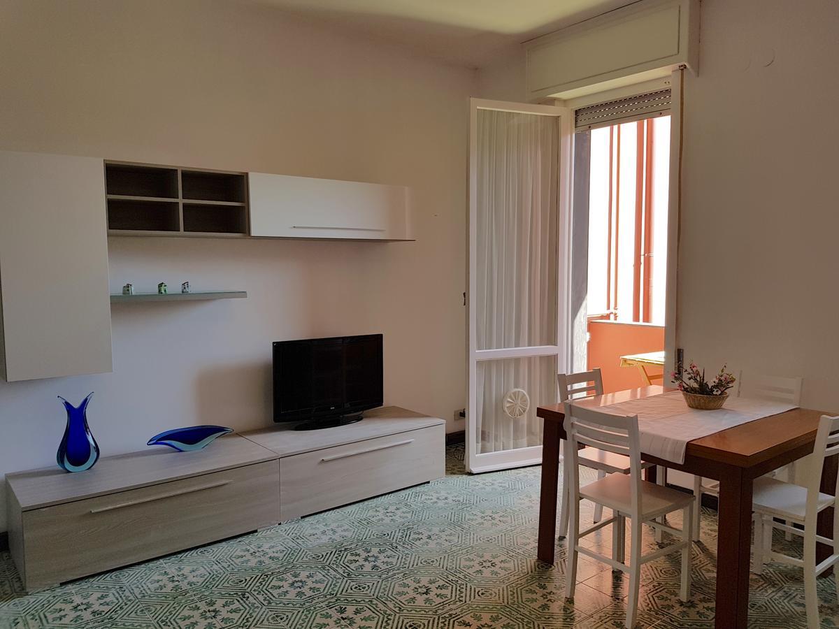 Lorenzo'S Charming Flat 蒙特罗索阿尔马雷 外观 照片