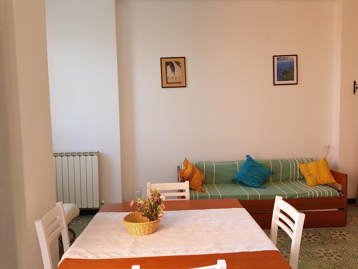 Lorenzo'S Charming Flat 蒙特罗索阿尔马雷 外观 照片
